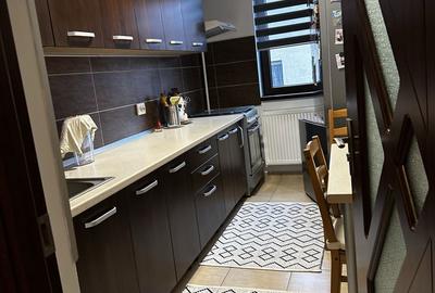 Apartament cu 3 camere decomandat în Central - 2