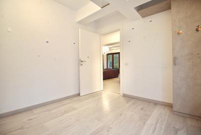 Apartament cu 4 camere semidecomandat în Grădina Icoanei - 12
