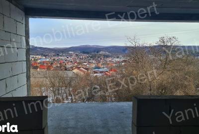 Casă cu 4 camere cu Teren 723 Mp în Central - 6