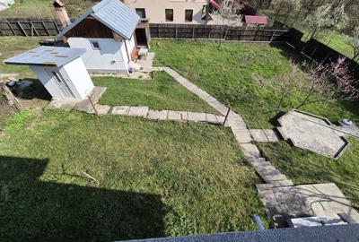 Brezoi, zona centrala, dar linistita, casa cu 5 camere - 11