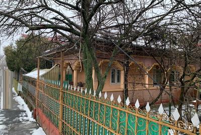 Casă cu 4 camere cu Teren 300 Mp în Apărătorii Patriei - 2