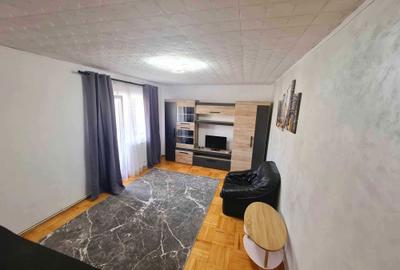 Apartament cu 2 camere decomandat în Mărăști