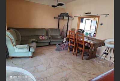 Penthouse Ploiești: 4 camere, 169 mp, Bulevardul Castanilor Rond 1 - 14