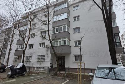 Apartament cu 4 camere decomandat în Crângași - 10
