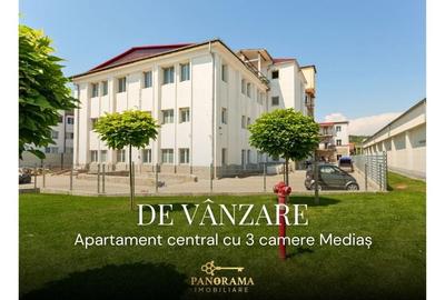 Apartament cu 3 camere decomandat în Central
