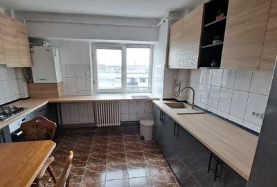 Inchiriez apartament cu 2 camere, decomandat, Unirii Sud, 62mp - 4