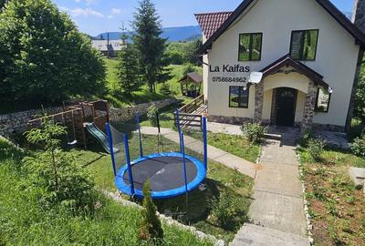 Casă cu 4 camere în Fundata - 3
