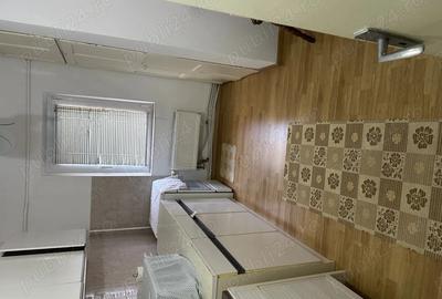 Apartament cu 4 camere decomandat în Central - 1