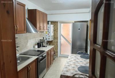 Apartament cu 3 camere zona ultracentrala / Bazar ~ confort 1 ~ Etaj 3 - 6