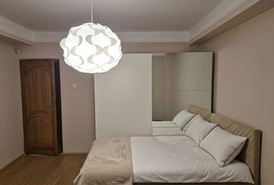 Apartament cu 3 camere decomandat în Exterior Vest - 4