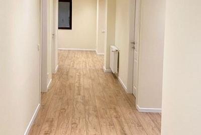 Vânzare vilă 8 camere | Grădină 500mp | 3 locuri de parcare - 18