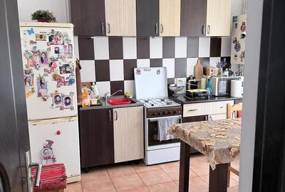 Casă cu 4 camere cu Teren 2300 Mp în Bradu - 5