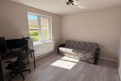 Apartament cu 2 camere decomandat în Micro 1 - 2