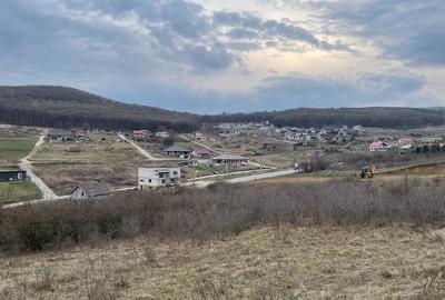 Teren de 1525 mp, în Jelna - 3
