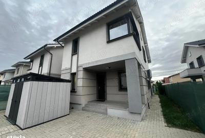 Casă cu Teren 310 Mp în Dumbrăvița