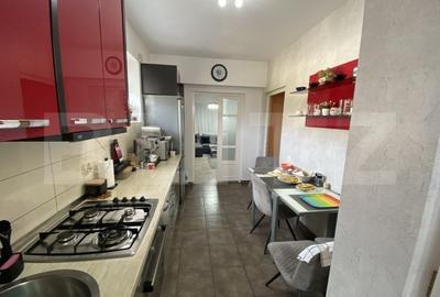 Casa de vanzare, mobilata si utilata, 4 camere, Zona Centrala - 15