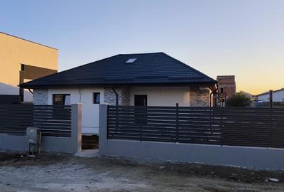 FARA COMISIOANE in Gulia casa 4 camere 2 bai PARTER pod placa incalzire pard 560 - 4