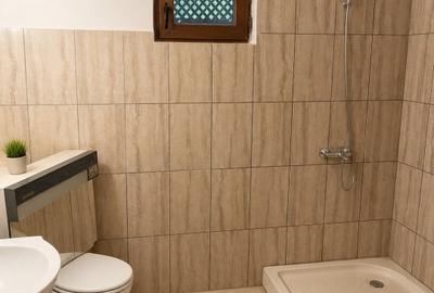 Casă individuală cu 4 camere cu Teren 483 Mp în Central - 2