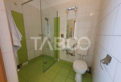 Casă cu 6 camere cu Canalizare în Central - 26