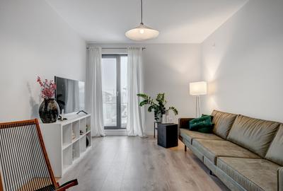 Apartament cu 2 camere semidecomandat, mobilat în Tunari