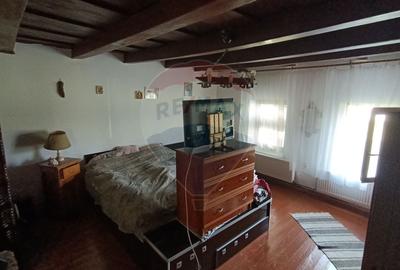 Casă de vânzare în stil vechi cu 3 camere si 3 arii în Cop. Manastur - 8