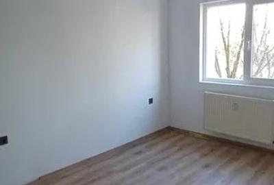 Apartament 3 camere, 49 mp, semidecomandat, Aparatorii Patriei - 1