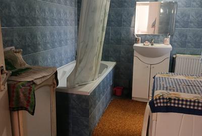 Casă de vânzare în Bilciurești, teren 1171mp, zonă liniștită, ideală pentru fami Casă de vânzare în Bilciurești, teren 1171mp, zonă liniștită, ideală pentru fami - 15
