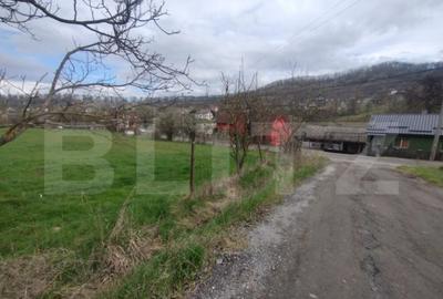 Teren intravilan de vanzare, 1500 mp (15 ari), utilitati, zo - 3