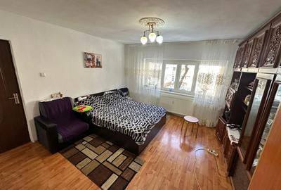 Apartament cu 3 camere decomandat în Aviației - 4
