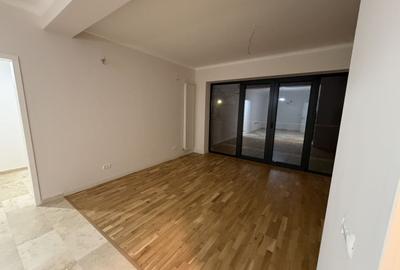 Apartament cu 3 camere decomandat în Barbu Văcărescu