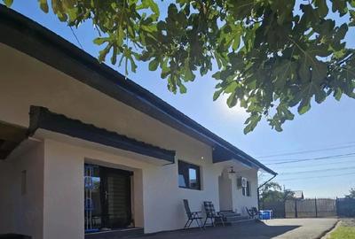 Casă cu Teren 800 Mp în Păulești - 6