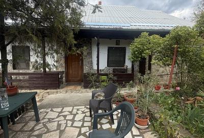 Casă cu 4 camere în Valea Părului - 8