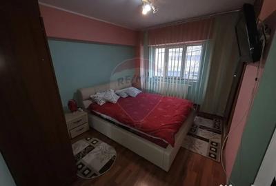 Apartament cu 3 camere decomandat, mobilat în Câmpineanca - 11