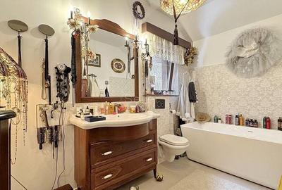 Casă cu 7 camere cu Teren 1295 Mp în Schei - 34