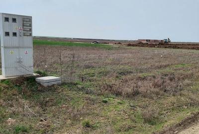 Teren de 500 mp, în Central - 9