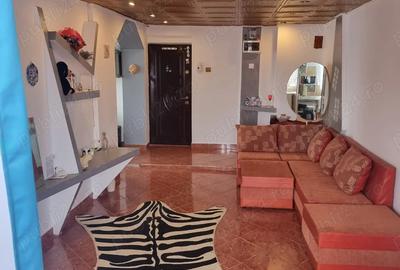 Apartament central de inchiriat in One?ti - 3