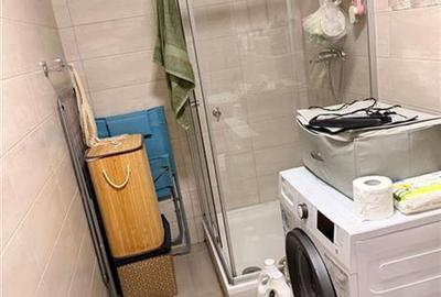 Apartament cu 2 camere semidecomandat, mobilat în 13 Decembrie - 14