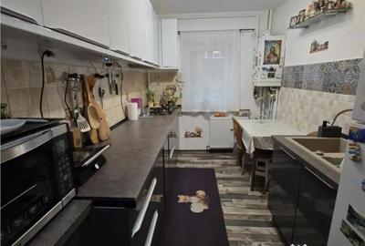 Apartament cu 3 camere decomandat în Scriitorilor - 2
