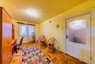 Apartament 4 camere, etaj 1, centrala proprie, zona Vlaicu - 3