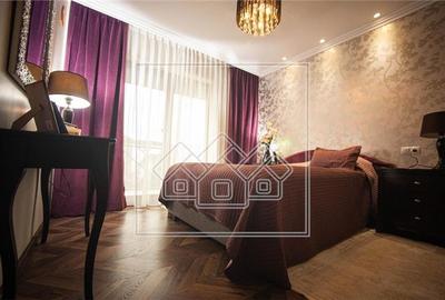 Casa tip duplex de vanzare in Sibiu - 5 camere, 3 bai - teren 250 mp - 3