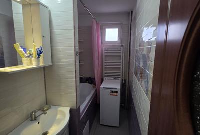 Apartament cu 3 camere semidecomandat în Central - 5