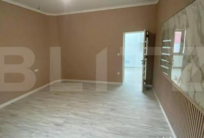 Casă cu 4 camere în Central - 8