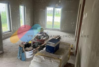 Casa semifinisata 90 mp - Campenesti, - 6
