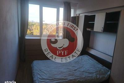 Apartament cu 3 camere semidecomandat în Dorobanți