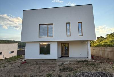 Casă cu 4 camere cu Teren 500 Mp în Corunca - 3
