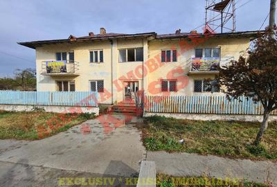 Apartament cu 3 camere decomandat în Central - 2
