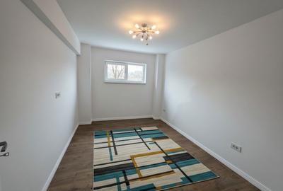 Apartament cu 3 camere decomandat în Galata