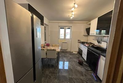 Apartament cu 4 camere decomandat în Copou - 7
