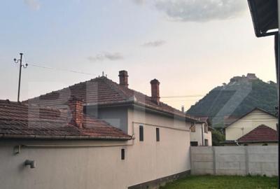 Casă cu 4 camere cu Teren 400 Mp în Gării - 13