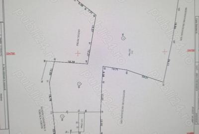 Casă cu 4 camere cu Teren 4832 Mp în Pietroșița - 1